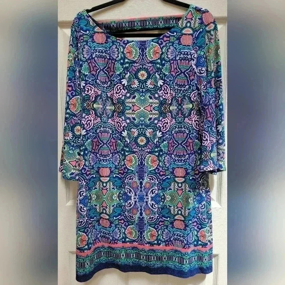 Laundry by Shelli Segal 3/4 Sleeve Paisley Print V Cut Back Size Medium